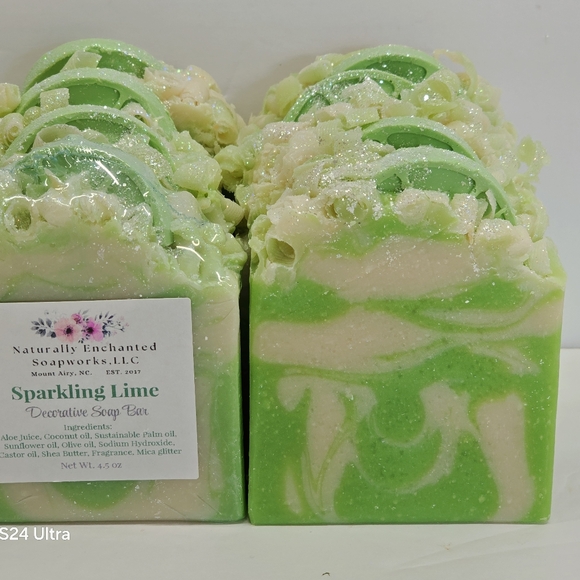 Handcrafted artisan soaps bundle of 8 soap bars, Shea butter Bath Body Soaps - Picture 2 of 10